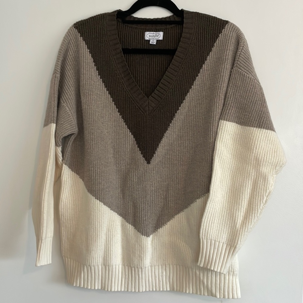 Mudpie Brown color black sweater - size small